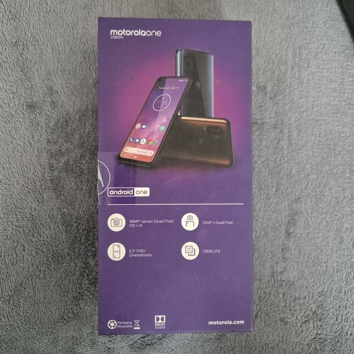 Motorola one vision