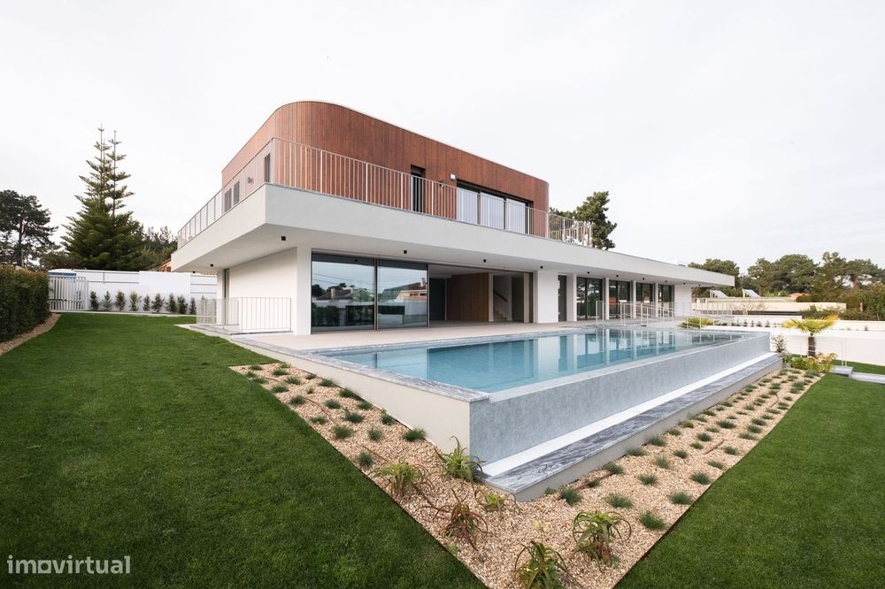 Moradia T5 de Luxo na Verdizela