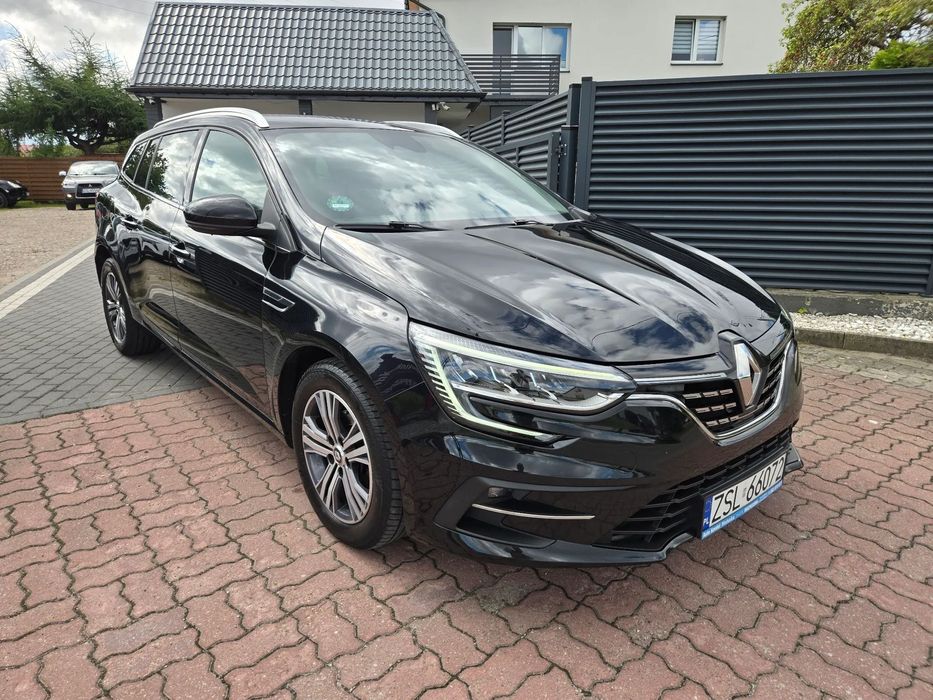 Renault Megane Auto  już zarejestrowane I ubezpieczone.