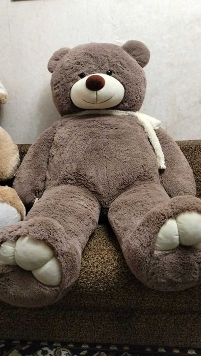 М'який ведмедик 180см.