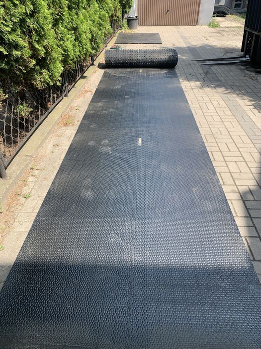 Maty legowiskowe dla bydła koni materace rolka wygrodzenia bramki guma