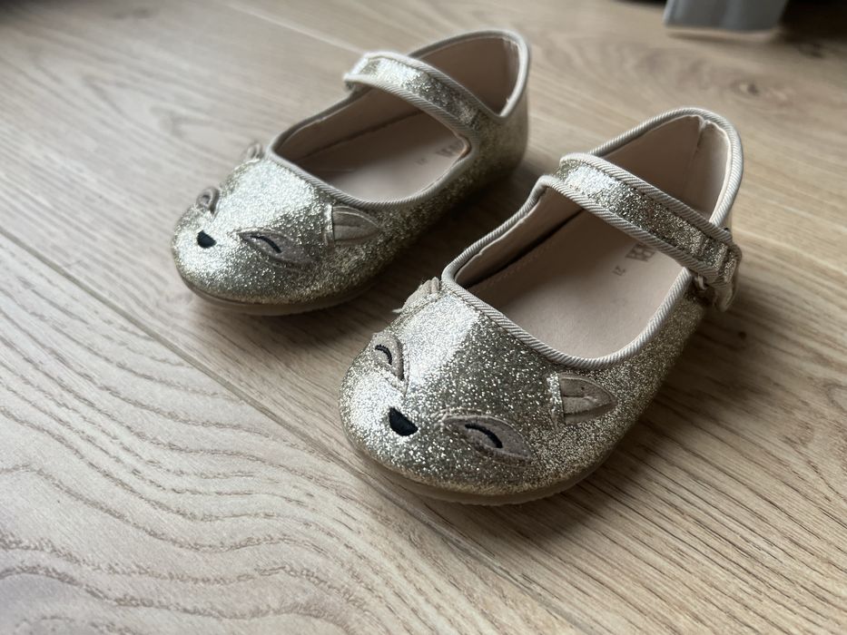 Baleriny Zara w rozmiarze 21