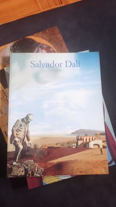 Livro de Arte TASCHEN - Salvador Dalí