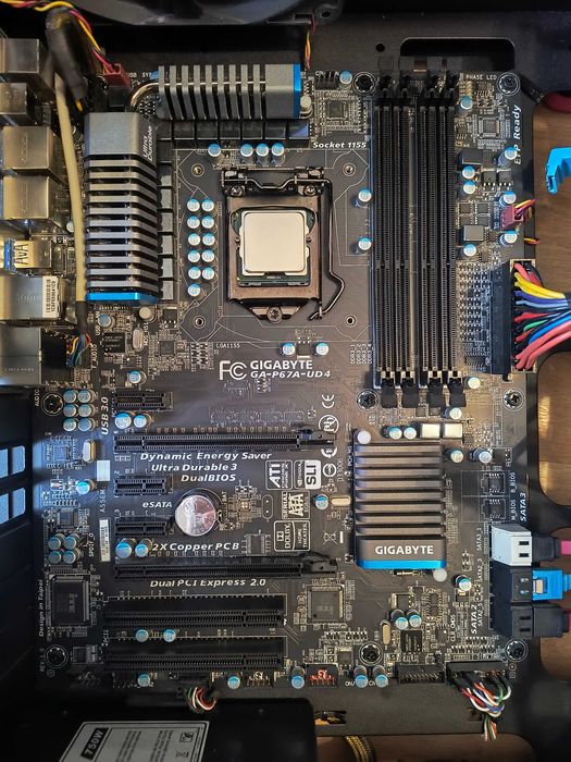 Супер ціна за топовий i7 2600/zalman gnps10x/giabyte ga-p67a-ud4/Chieftec APS-750C/palit gtx580/16Gb/1 Tb ssd