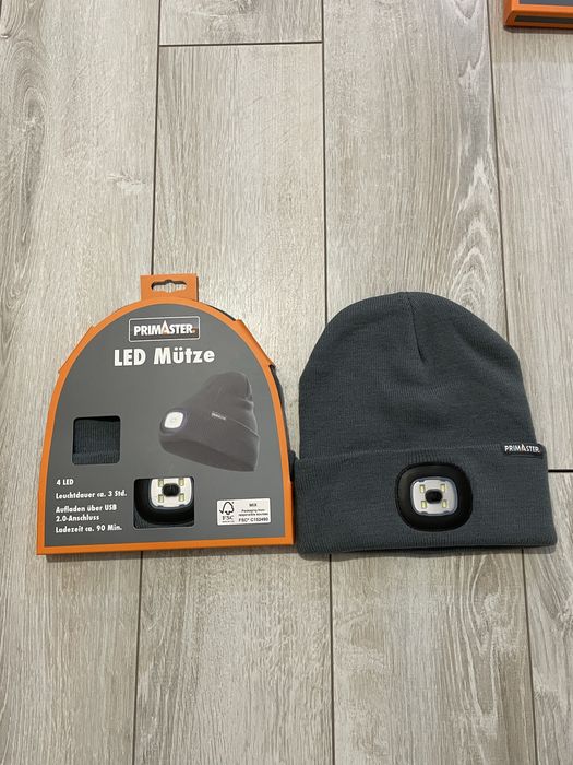 Шапка з ліхтариком