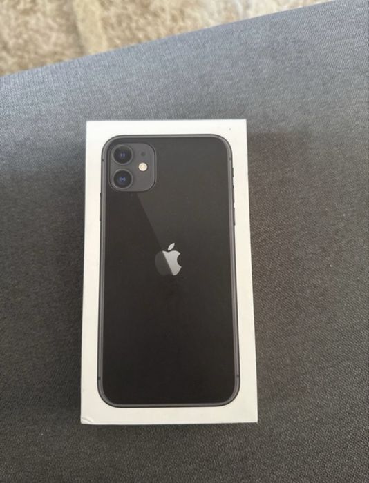 IPhone 11 (batetia a 100%)