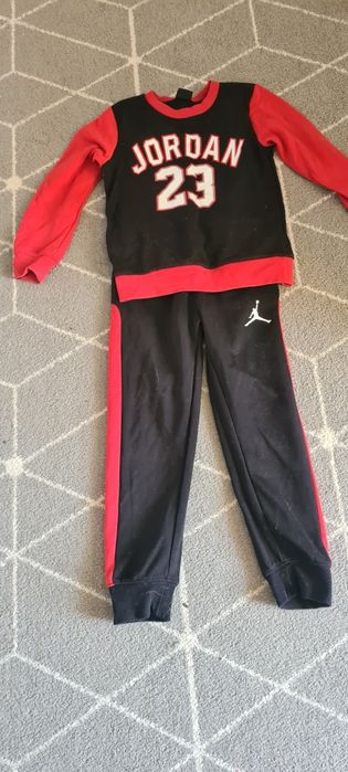 Dresy nike / Jordan 6 -7  lat.