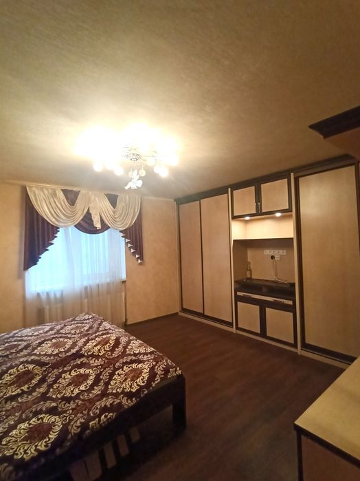 Будинок р-н Тополь в.Дружби