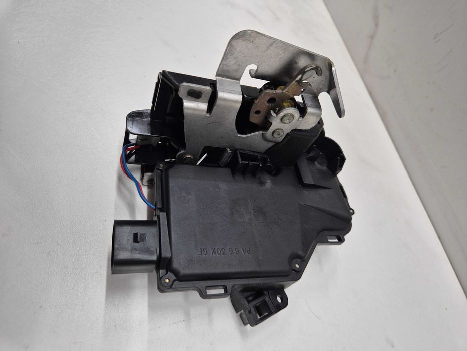 audi a6 c5 a4 b6 zamek drzwi prawy przód przedni prawy pasażera 7pin