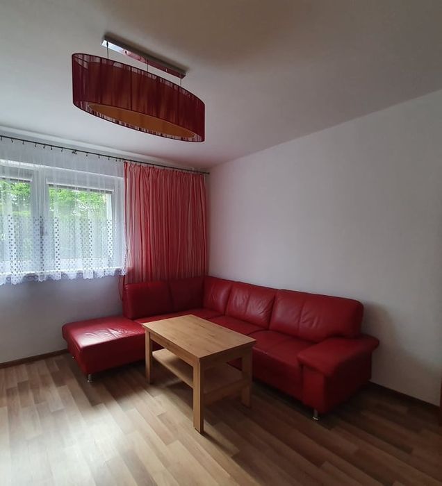 Wynajmę 2 pokojowe mieszkanie w centrum