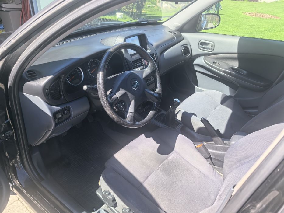 Nissan Almera n16