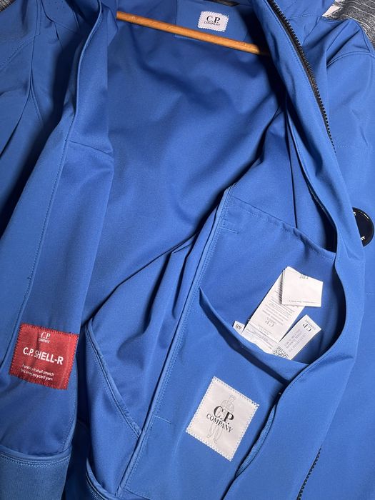 Вітровка cp.company stone island