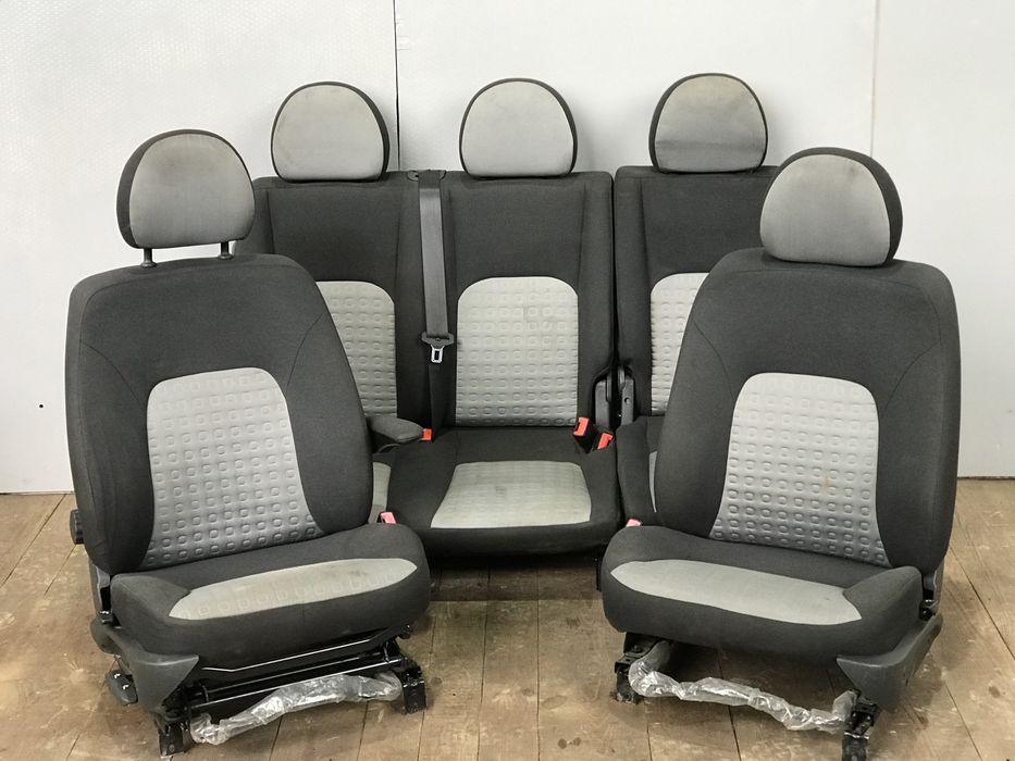 Фиаь Добло Фіат Сідушки Сидіння Сидения Салон Диван Англичанин Англієц