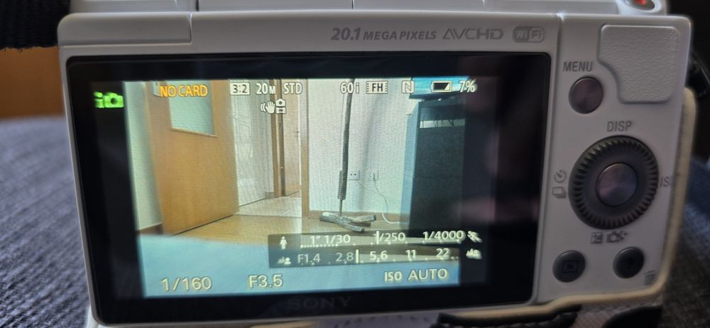 Sony Alpha 5000 + Extras – Excelente Estado!