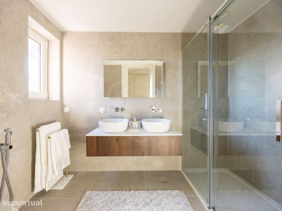Apartamento T2,novo, ampla varanda, Faro, Algarve