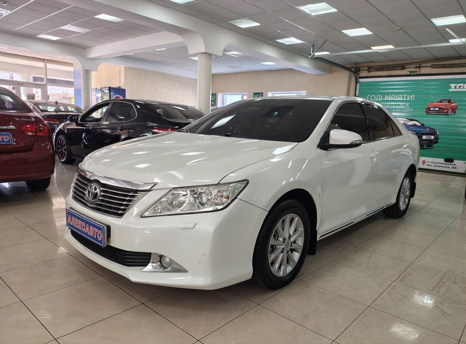 Toyota Camry (XV50) 2.5і 16V 6АКПП 2014 р.в. (181 к.с.)