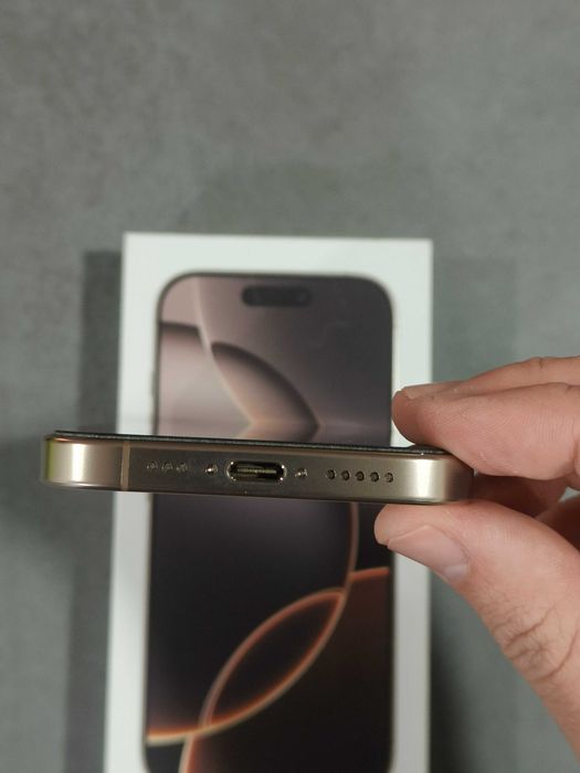 Iphone 16 Pro com Garantia