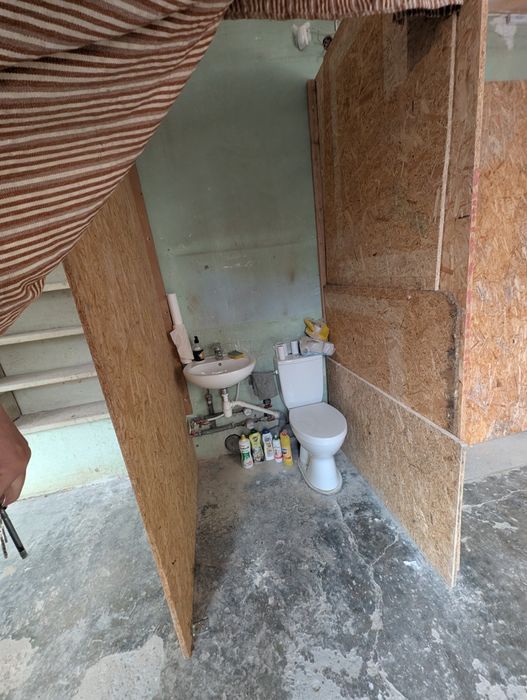 Wynajmę powierzchnię magazynową z sanitariatem