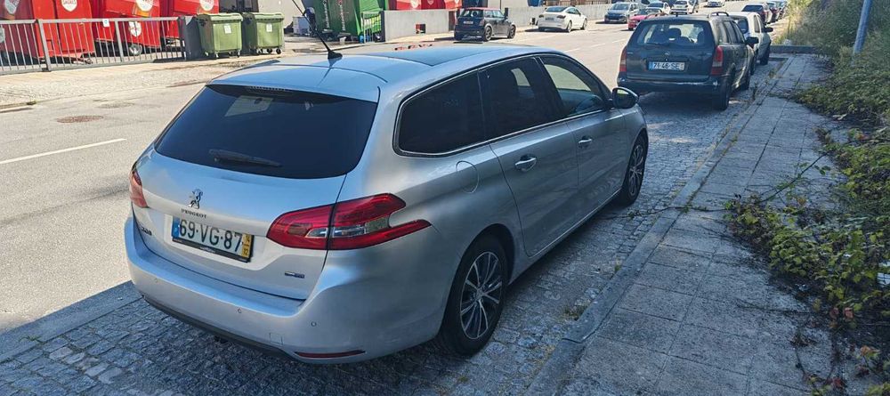 Peugeot 308 1.6 BlueHDI