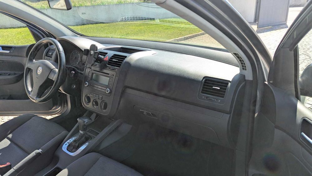 Volskwagen Golf 1.9tdi 105 cv CAIXA AUTOMÁTICA — photo 5