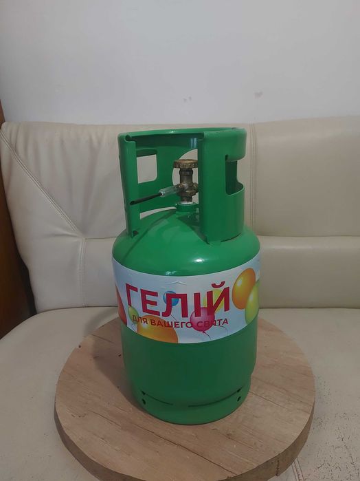 Гелий в баллонах