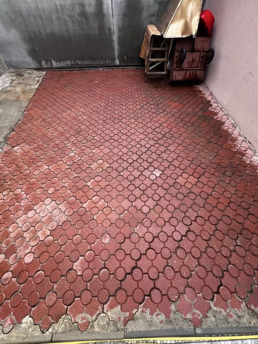 Тротуарна плитка, бруківка +/0 20м.кв.