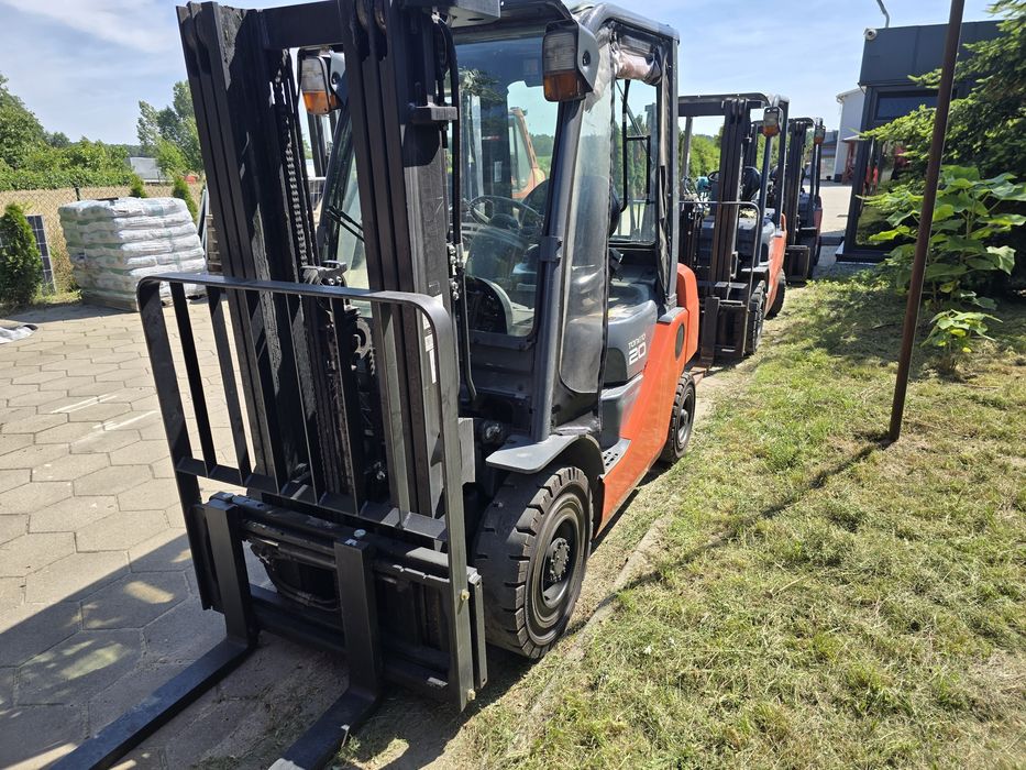 Toyota 02-8FGF20 Triplex 4,30 m  rok 2018 kabina plandeki