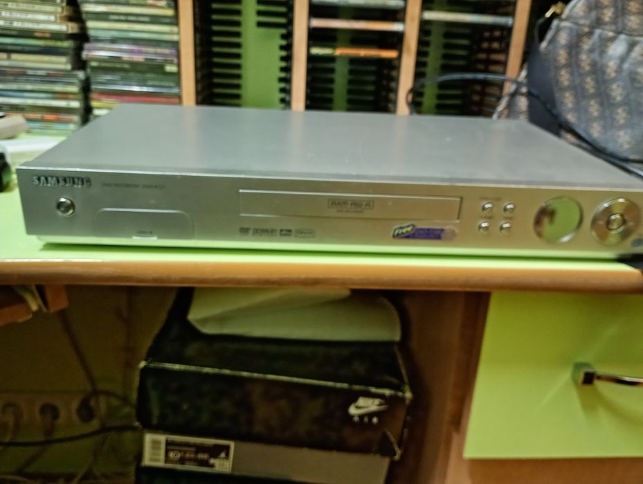 продам DVD Samsung