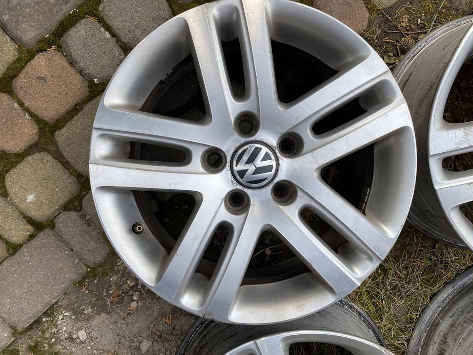 Диски  volkswagen R16 5/112 привезені з  Германии  не варені не криві