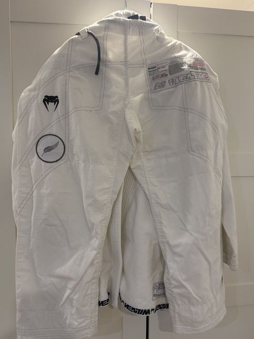 Kimono Jujitsu Venum Elite_Light_3.0 A3