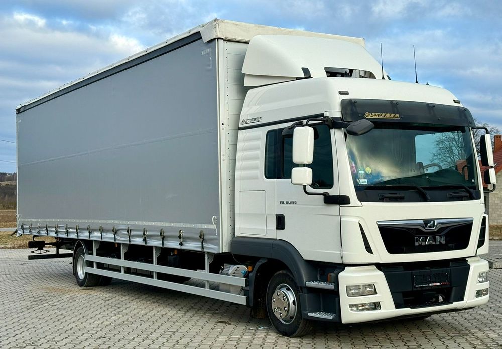 MAN TGL 12.250 / FIRANKA / 23 EUROPALETY / 390 TYŚ KM / SYPIALKA / ZSUWANY DACH / EURO 6 / 2020 ROK