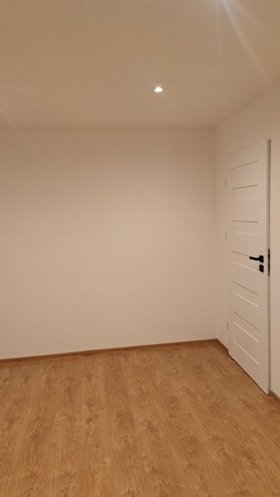 Mieszkanie  w bloku parter z balkonem. - Więcej