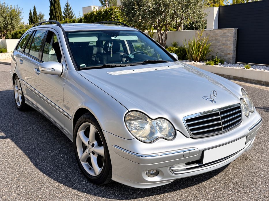 Mercedes-Benz C 220