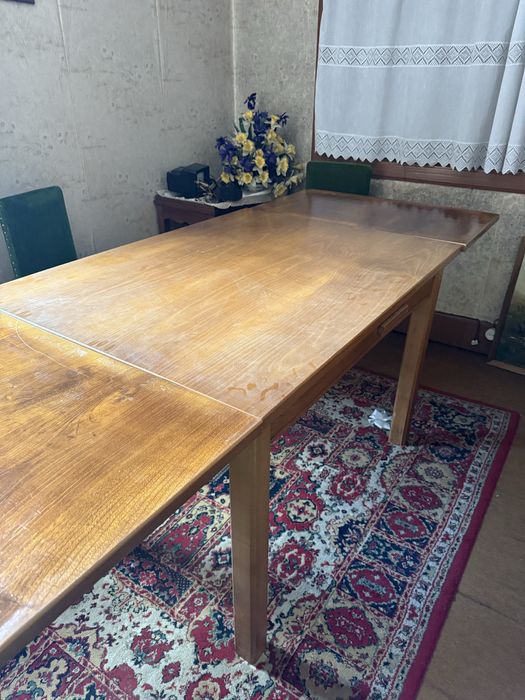 Mesa de sala - a mesa abre e dobra de tamanho