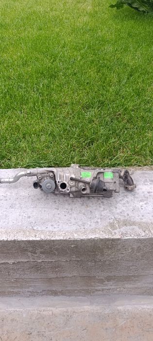 LR018753 Блок, клапан EGR правый 3.0D Range Rover Vogue Sport