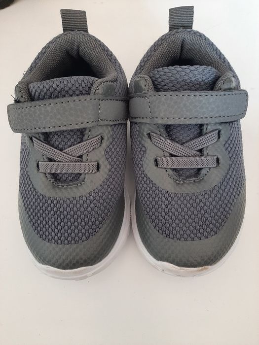 Ténis NOVOS menino
