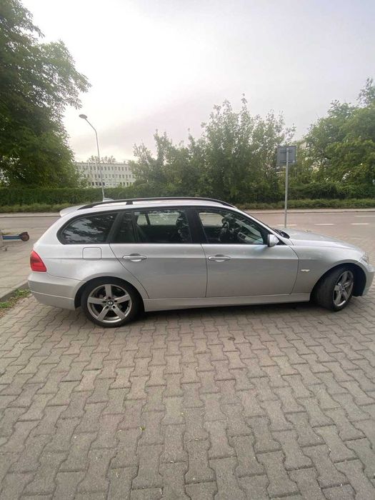 BMW 320d E91 2006r M47