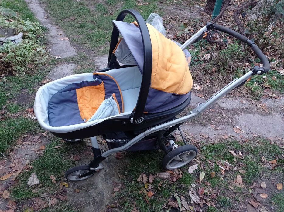 Каляска дитяча в хорошому стані