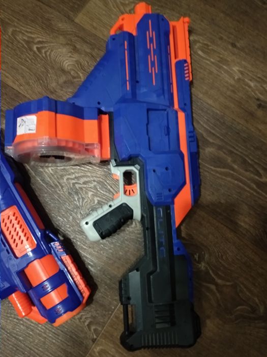 "Nerf Elite Infinus