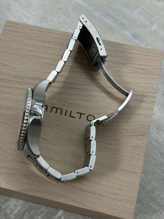 Hamilton H82345141 Khaki Navy Scuba Auto