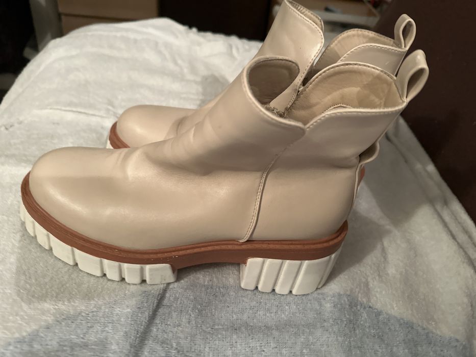 Buty Maciejka Sztybelty wsuwane skórzane beżowe rozm 40