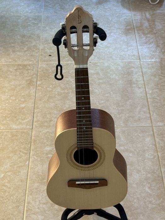 Cavaquinho Brasileiro APC BRO100