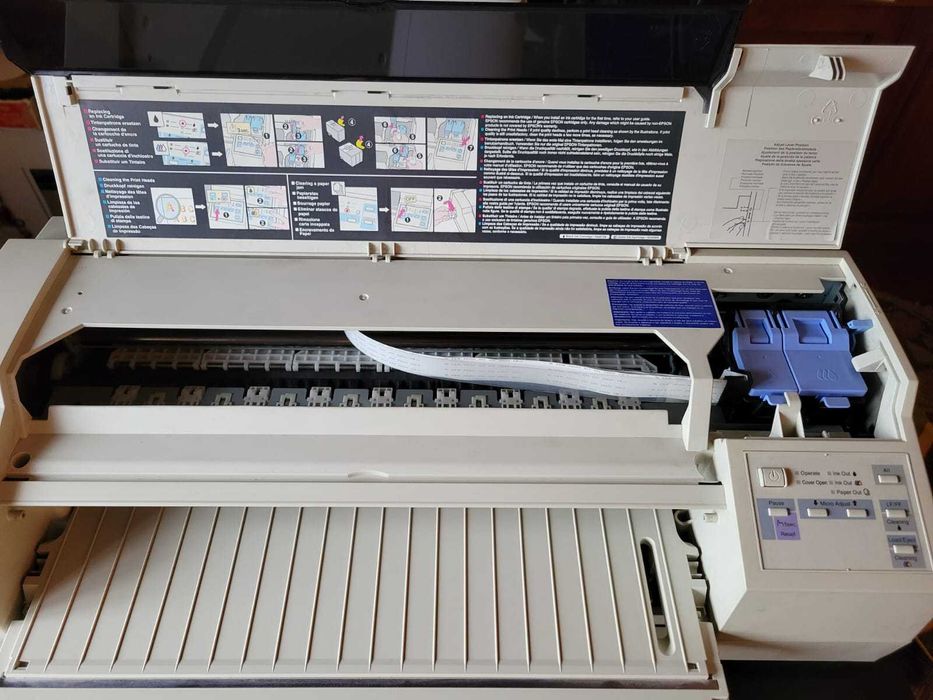 Epson 1520 Printer – A2 Printing64170342037506123