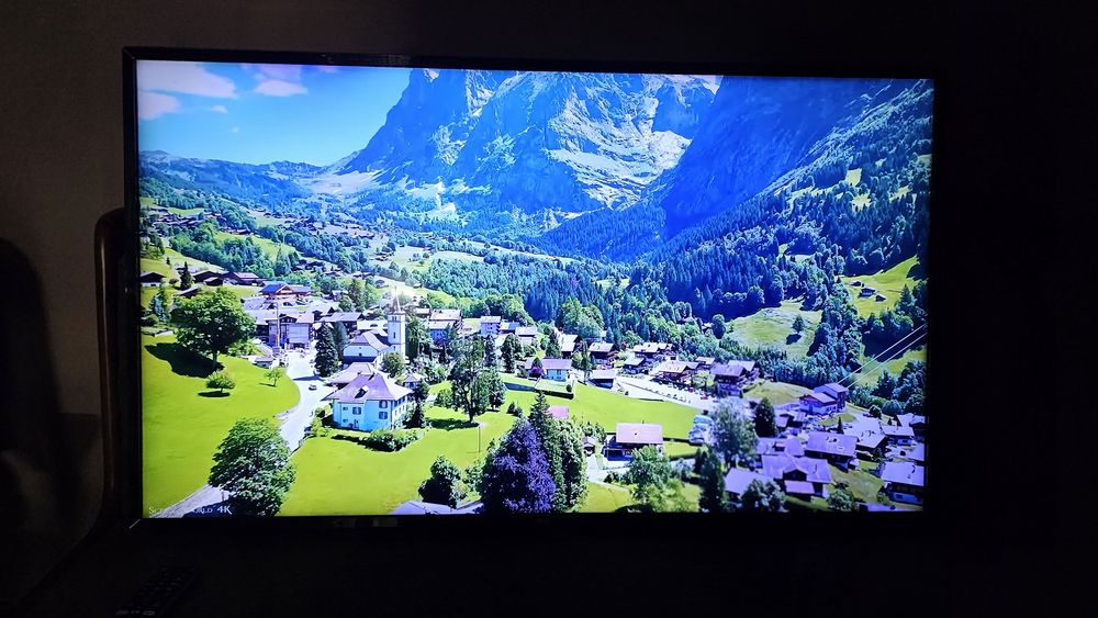 Телевізор LG 43UJ6307