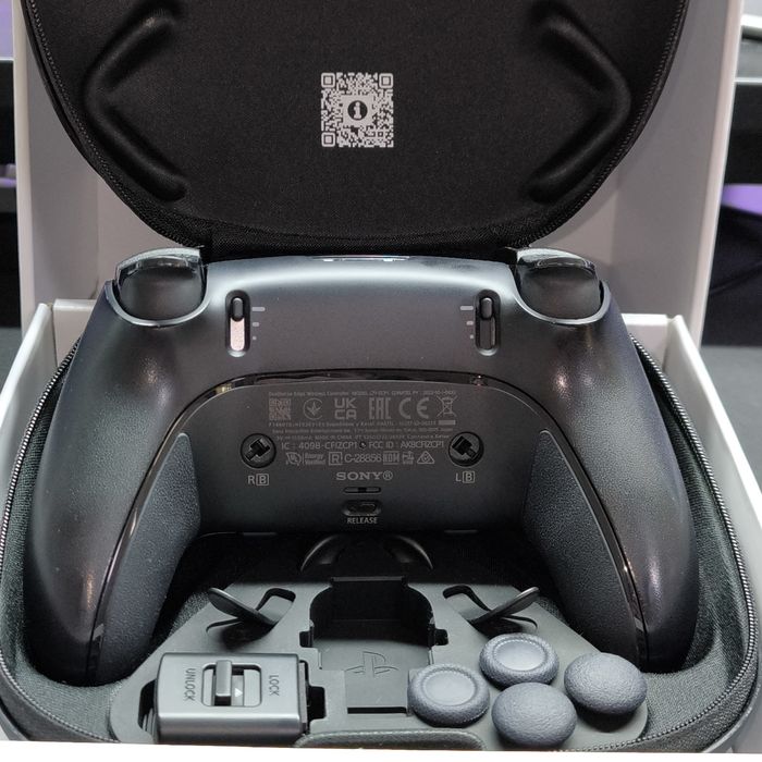 DualSense Edge c/ Joysticks TMR Favor Union