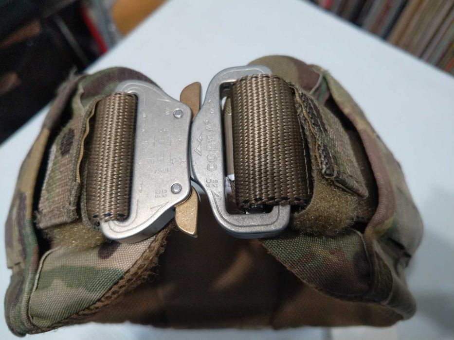 First Spear bas biodrowy rozm. S, jak nowy!