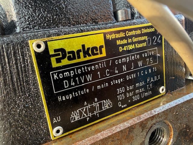 PARKER KOMPLET rozdzielaczy 350 bar do dużego agregatu hydraulicznego