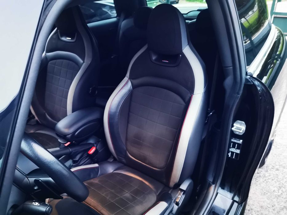 MINI John Cooper Works 231 cv