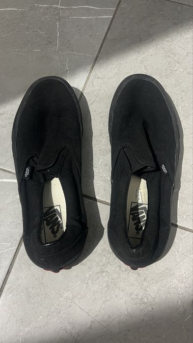 Чорні кеди-сліпони Vans Classic Slip-On
