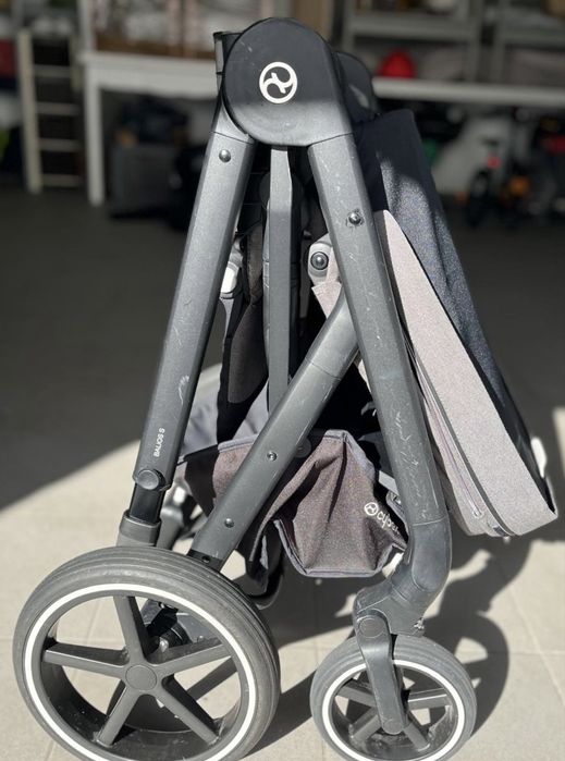Carrinho de bebe cybex Balios S